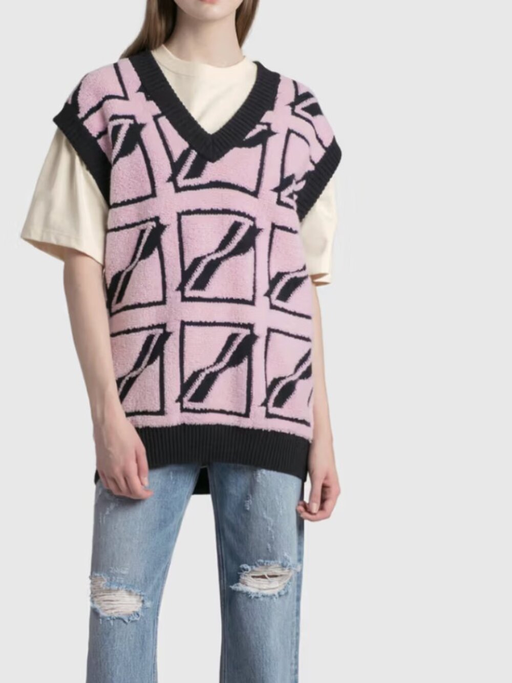 We11done Pink and Black Logo-Patterned V-neck Plunge Sweater Vest Size S